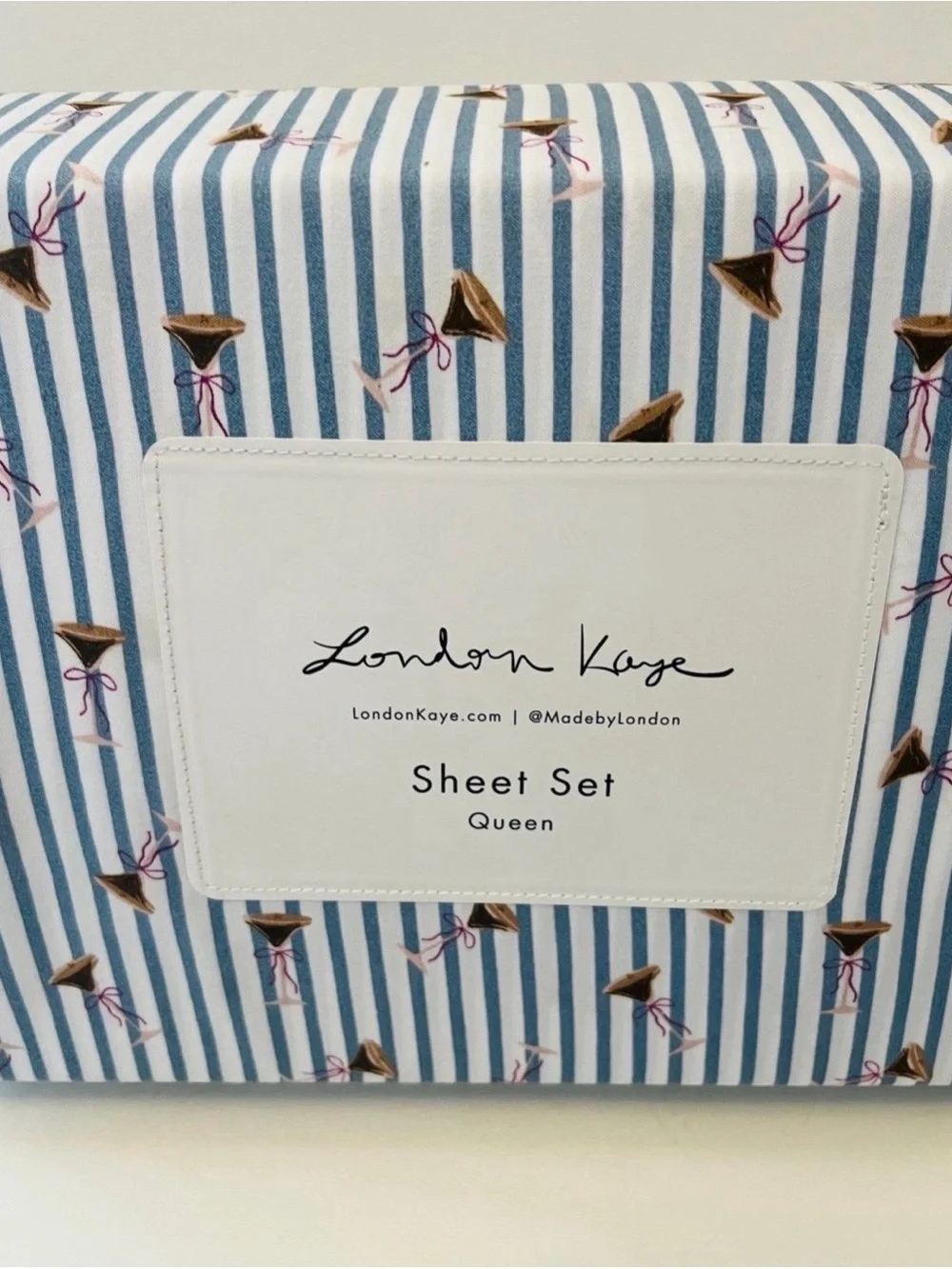 London Kaye Queen Size Sheet Set Mini Stripe Cafe Espresso Martini Glasses Bows